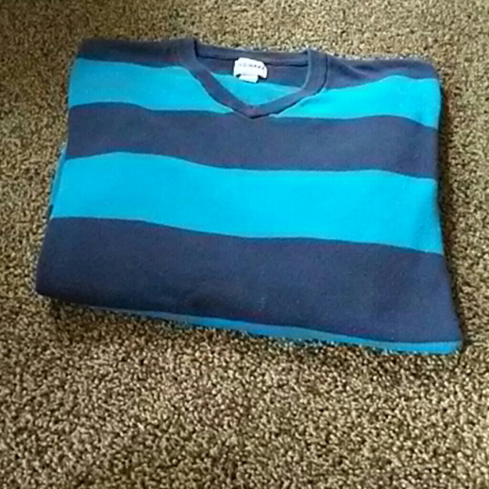 Old navy junior L sweater men.